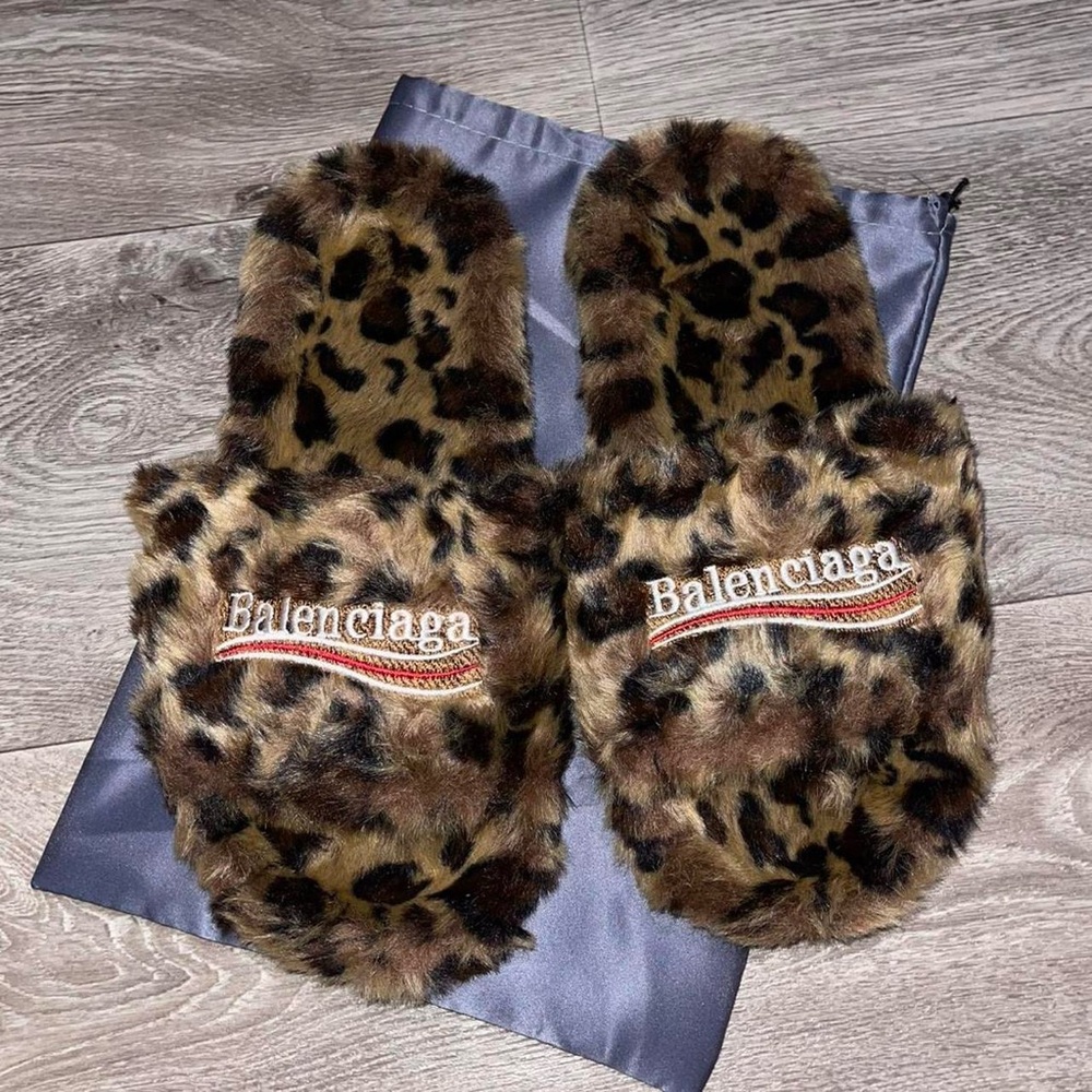 Balenciaga Leopard Print Fur Slides - Picture 2 of 3